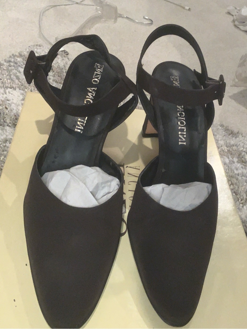 ENZO ANGIOLINI Italian Women’s Pointed Toe Ankle Strap Pumps in Dark Brown